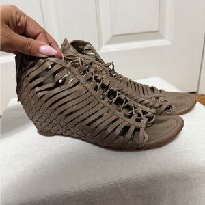 Mea Shadow Woven Women's Sandals